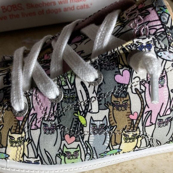 - NWT Bobs by Skechers beach bingo collection style Kitten bitten ladies… - Picture 5 of 10